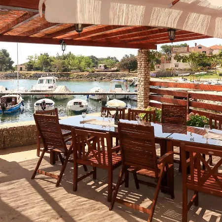 Delfar By Interhome 度假居 *