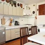 Nyaraló Delfar By Interhome