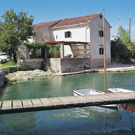 Delfar By Interhome * Nerezine